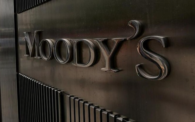 Moody's: Türkiye dolarizasyon etkisine maruz kalacak