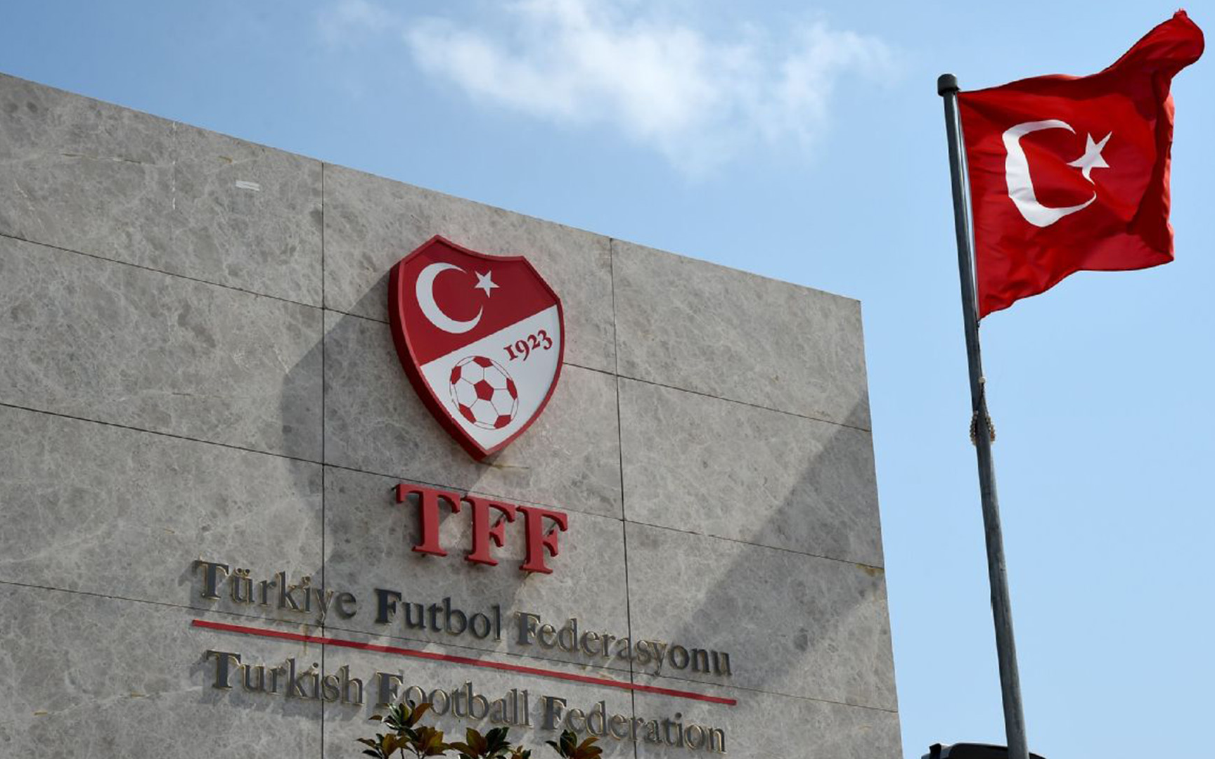 TFF'nin yayın ihalesi çıkmazı