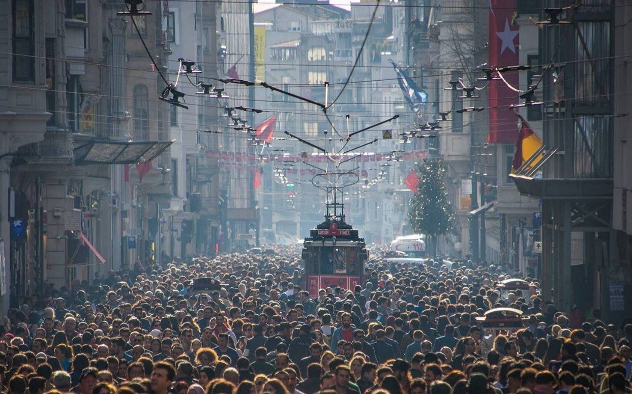 İstanbul'da 4 kişilik bir ailenin yaşam maliyeti 19 bin 950 TL oldu