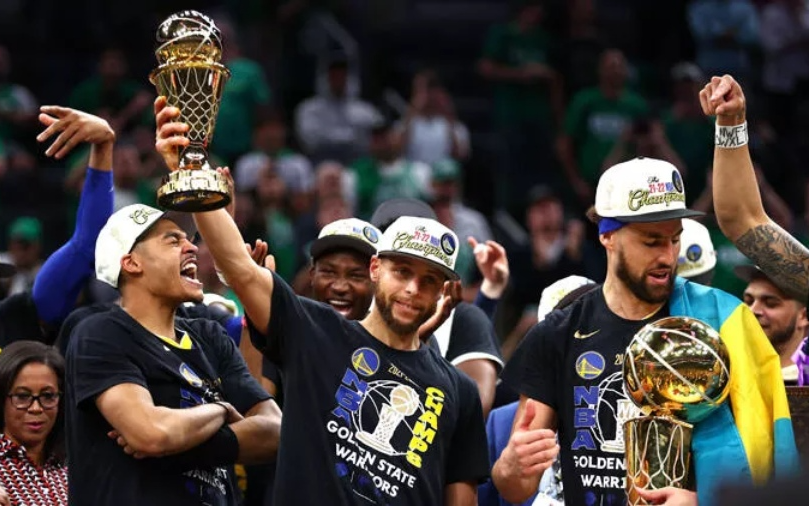 NBA'de şampiyon Golden State Warriors