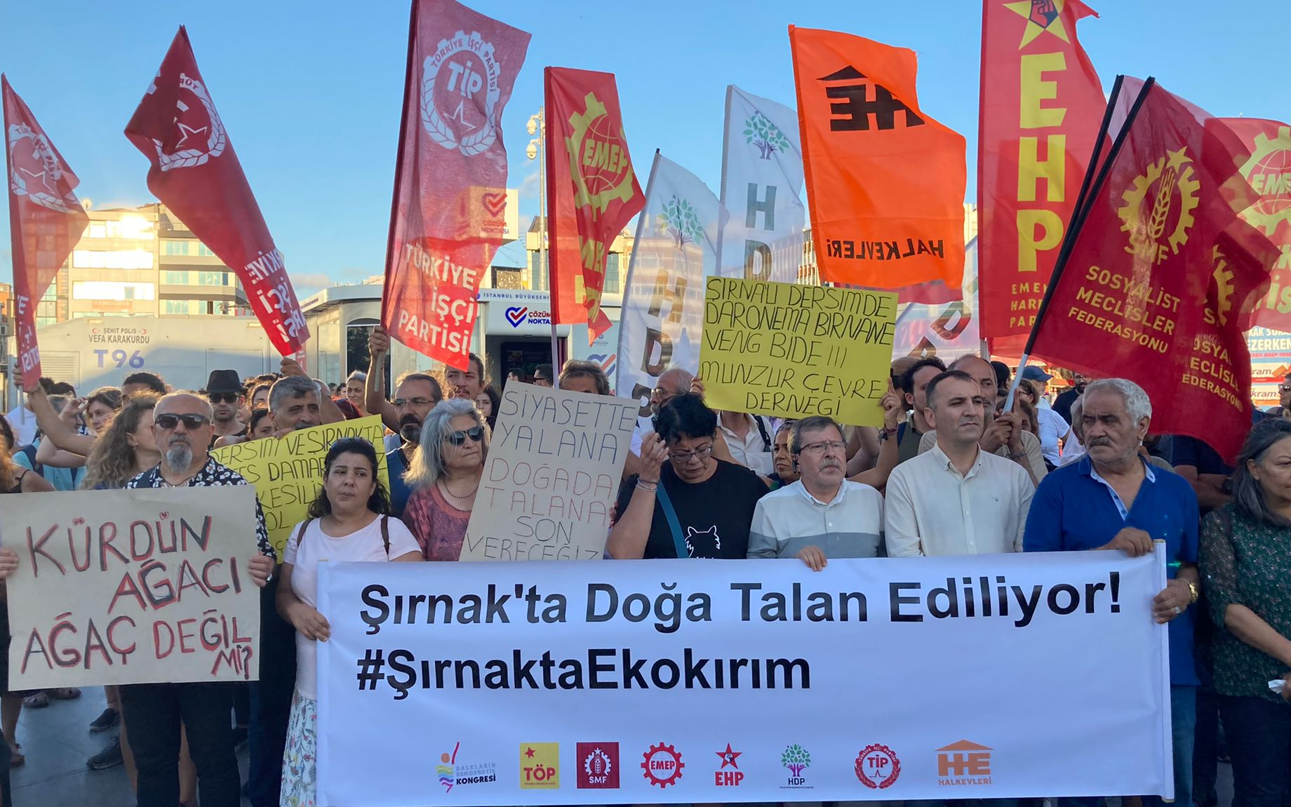 Şırnak’taki ağaç katliamı İstanbul’da protesto edildi