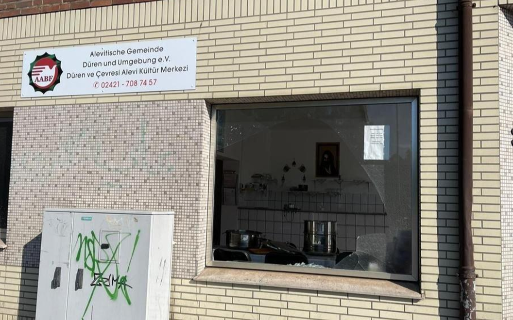 Almanya'da Düren Alevi Kültür Merkezi'ne saldırı