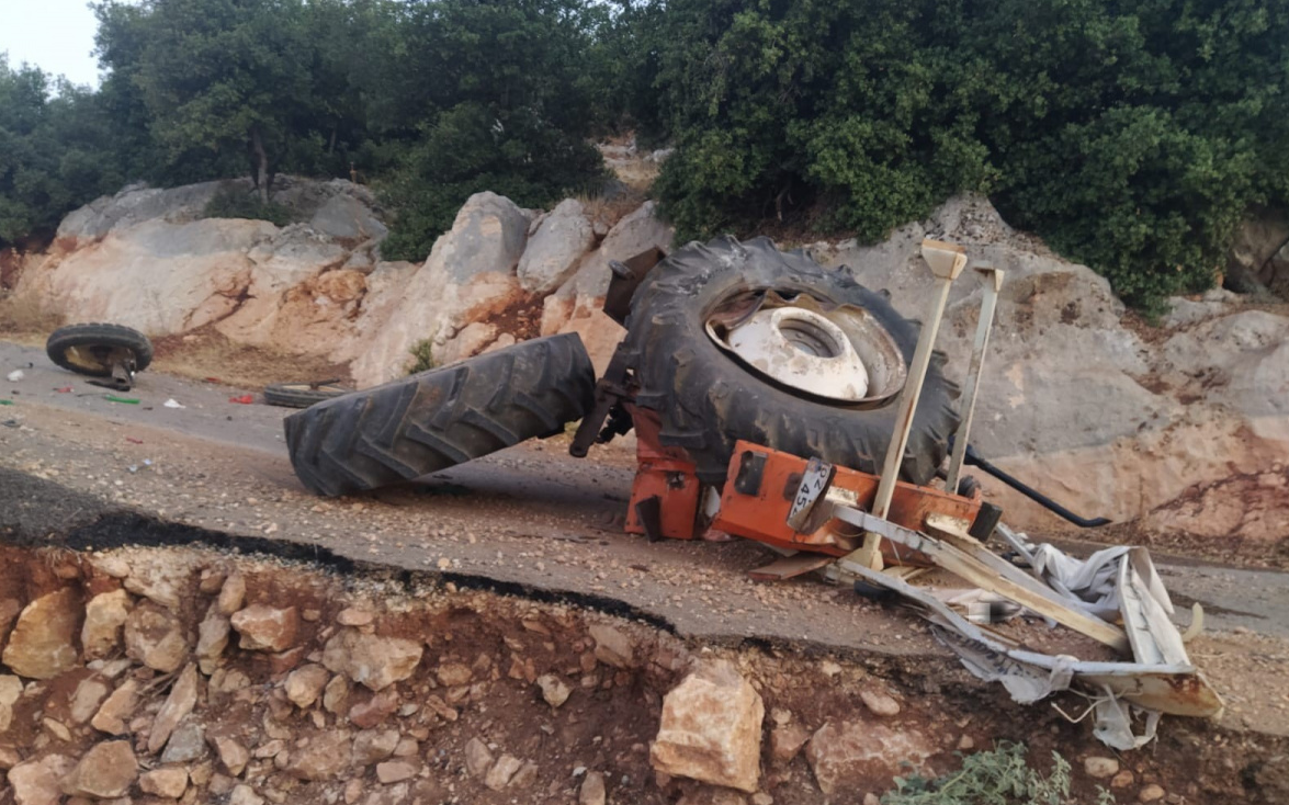 Adıyaman'da traktör devrildi: Bir ölü, 2 yaralı