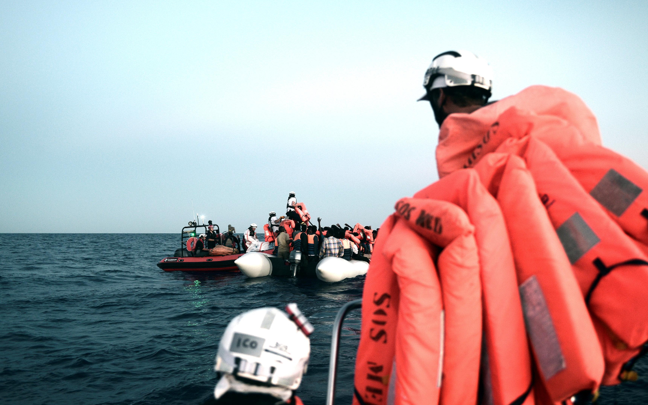 Çeşme açıklarında tekne battı: 5 mülteci hayatını kaybetti