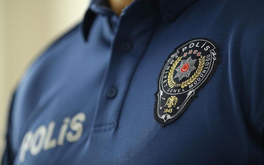 İstanbul'da bir polis intihar etti