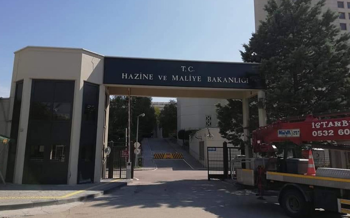 Hazine, yeni dolar cinsi borçlanmaya hazırlanıyor