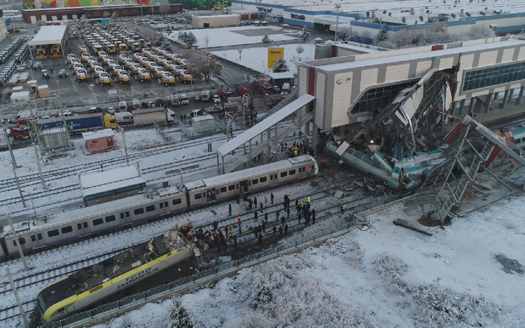 Ankara tren kazasında bilirkişiler hakkında suç duyurusu