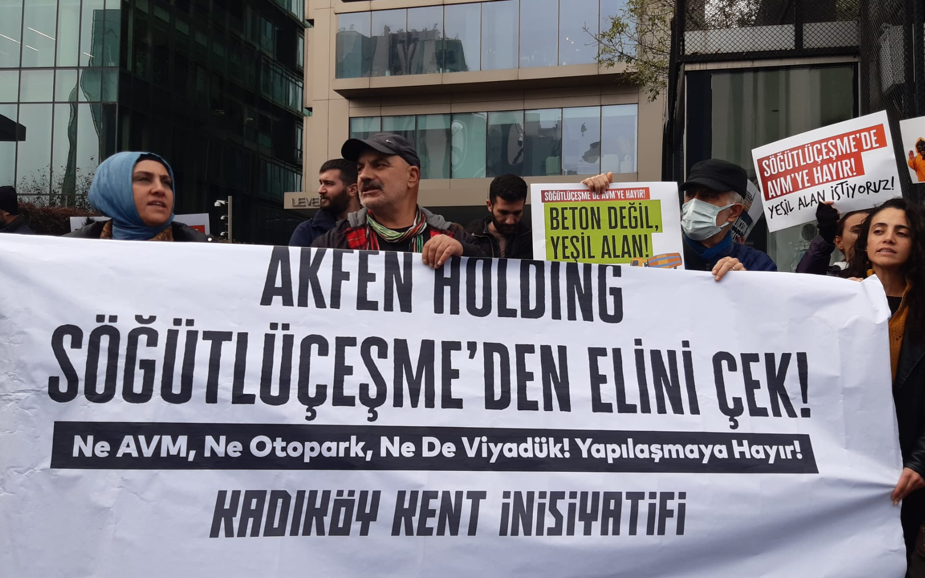 Kadıköy Kent İnisiyatifi’nden Söğütlüçeşme AVM/Gar Projesi’ne karşı eylem