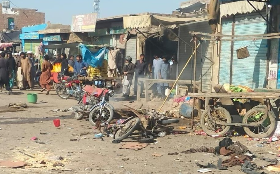 Pakistan'da bombalı saldırı: 4 ölü, 16 yaralı