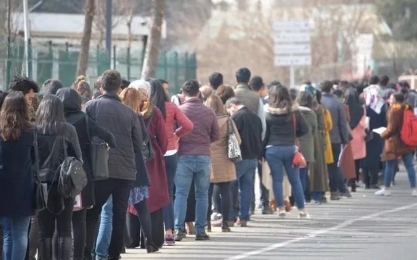 TÜİK: İşsizlik yüzde 9,7'ye geriledi