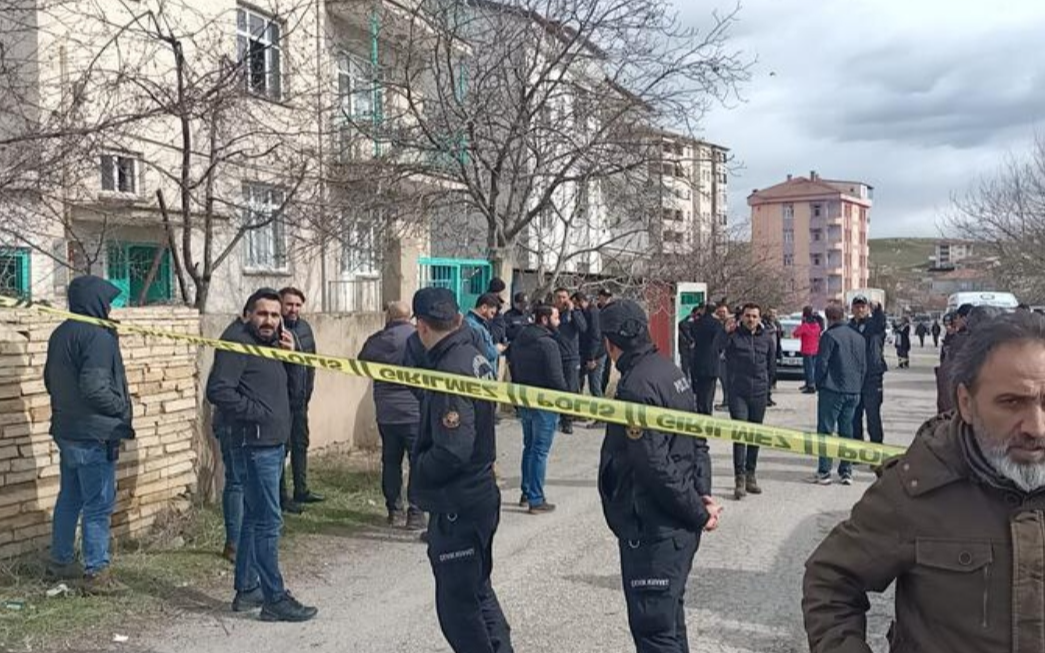 Elazığ'da bir evde 6 kişinin cansız bedeni bulundu