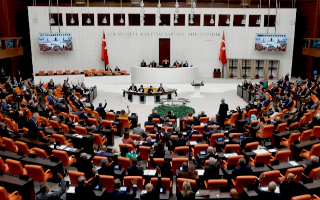 ‘İmar aflarının sonuçları araştırılsın’ önerisine AKP ve MHP’den ret