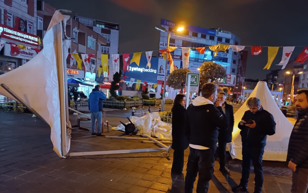 İYİ Parti seçim standına saldırı