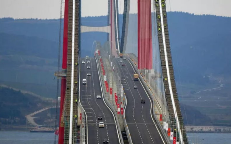 Geçiş garantili yollar, bayramda ücretli