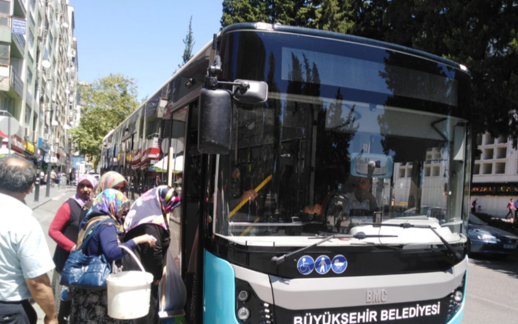 Maraş'ta 'ücretsiz ulaşım' sona erdi