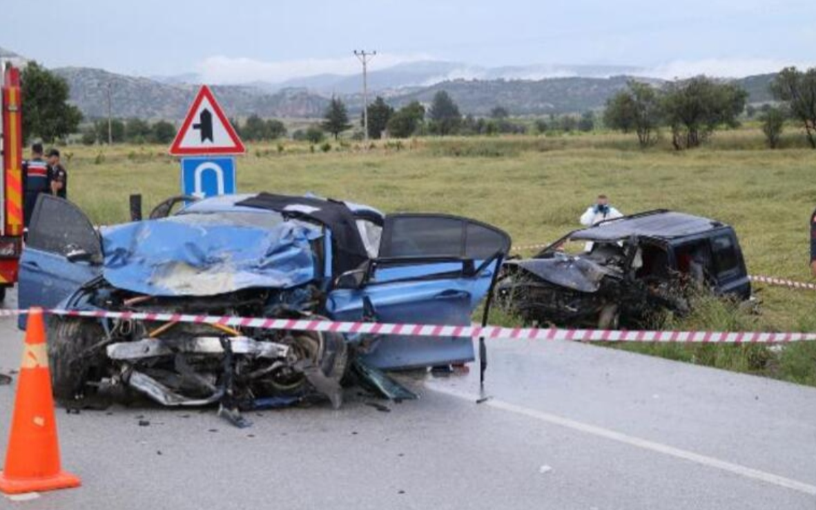 Burdur'da trafik kazası: 5 ölü, 5 yaralı