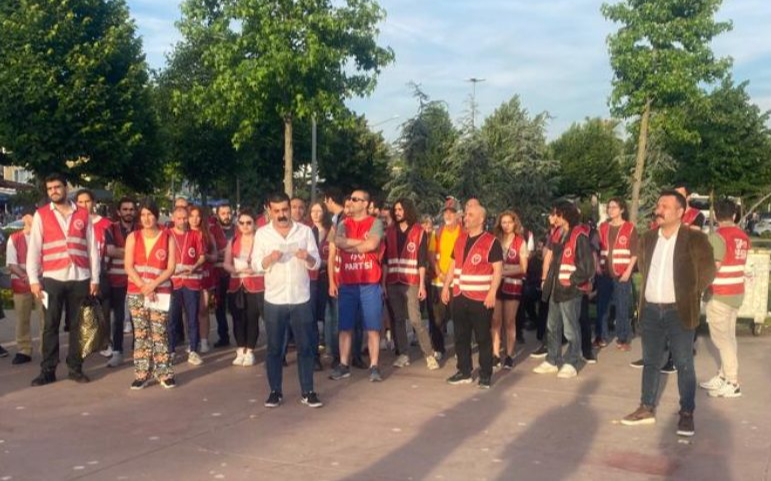 TİP'ten çalıştığı tersanede denize düşerek hayatını kaybeden işçi için basın açıklaması