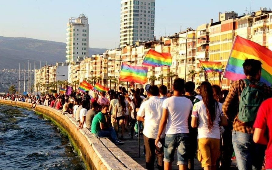 İzmir Valiliğinden ‘Onur Haftası’ yasakları