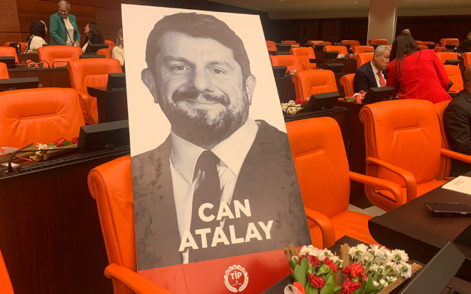 Can Atalay için 6 partiden mesaj