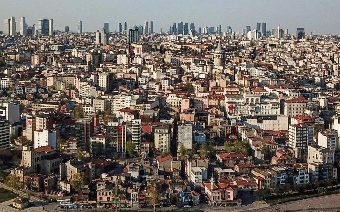 İstanbul'un tüm ilçelerinde yabancılara oturum izni durduruldu