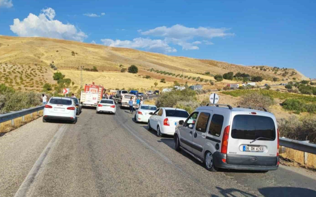 Adıyaman'da trafik kazası: 6'sı ağır 7 yaralı