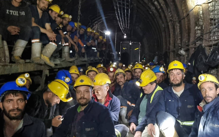 Yer altında açlık grevi: Doruk Madencilik'te 165 işçi hak arıyor!