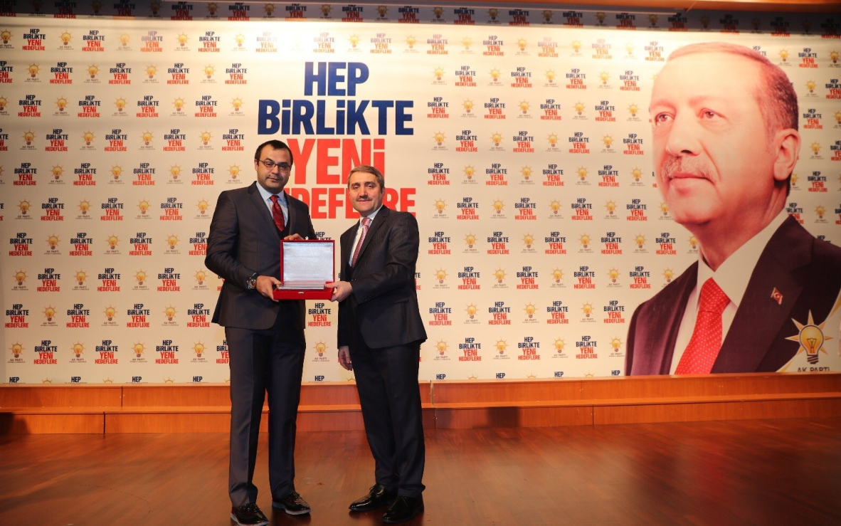 AKP'li belediyeden AKP'li isme ihale