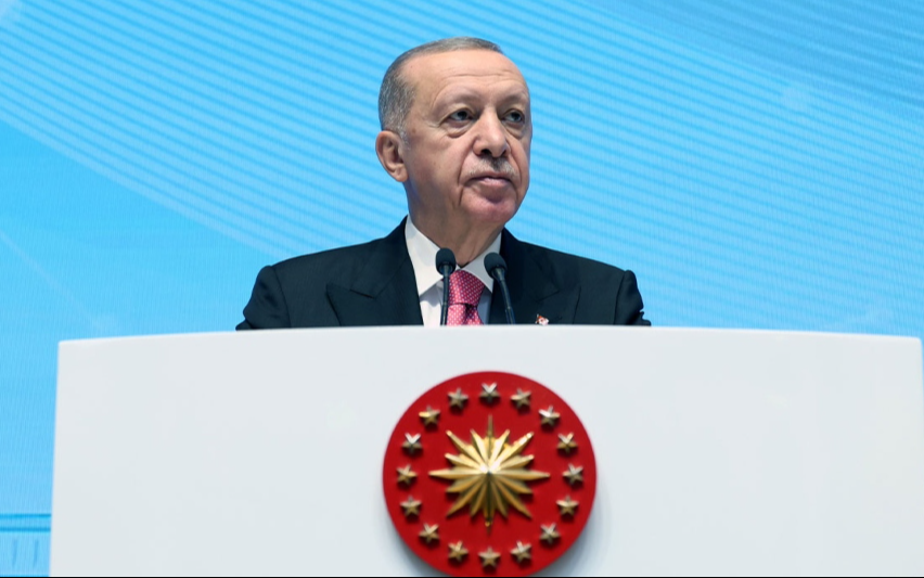 Erdoğan: ‘12 Eylül’ün perçinlediği prangaların sökülüp atılma vakti geldi’