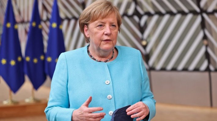 Merkel açıkladı: AB, Türkiye'deki Suriyeli sığınmacıların desteklenmesi için ilave 3 milyar euro verecek 