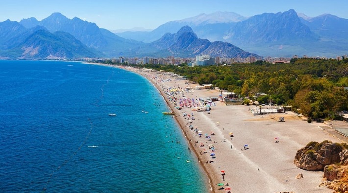 Antalya'da nem oranı yüzde 5'e düştü