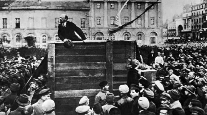 DOSYA |  Lenin böyle seslenmişti: Halkın çoğunluğu bizden yana...