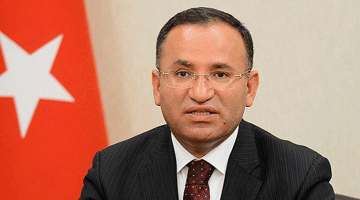 Aktroll ve bot hesaplar sözcüsü Bozdağ'dan Twitter'a 'We love Erdoğan' isyanı